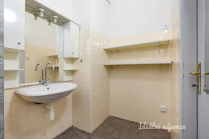 Pronájem bytu 3+1, Praha - Smíchov, Na bělidle, 98 m2
