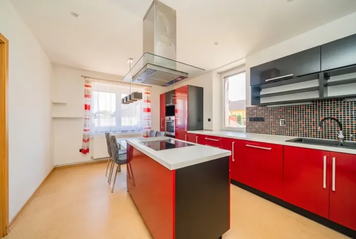 Prodej rodinného domu, Žáky, 130 m2