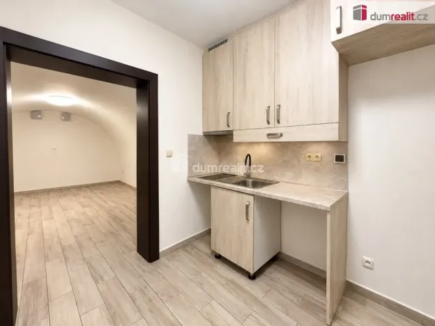 Pronájem bytu 1+1, Mikulov, Zámecká, 30 m2