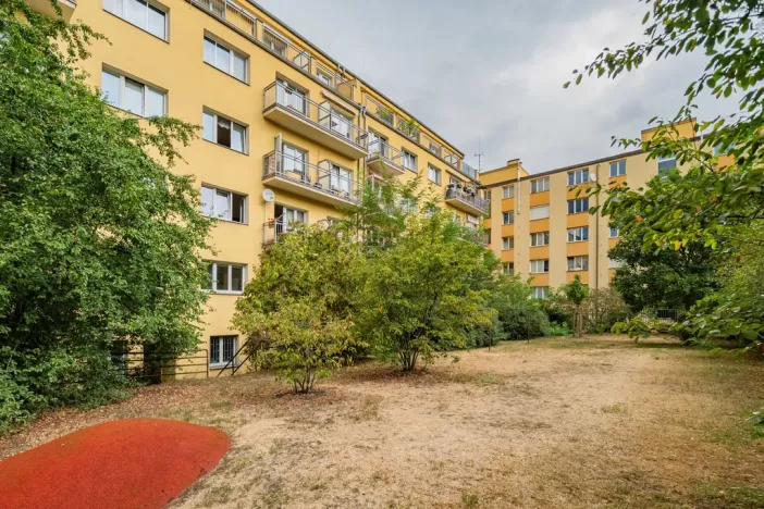 Pronájem bytu 3+kk, Praha - Libeň, Sokolovská, 86 m2