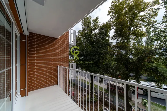 Pronájem bytu 1+kk, Praha - Kbely, Mladoboleslavská, 40 m2