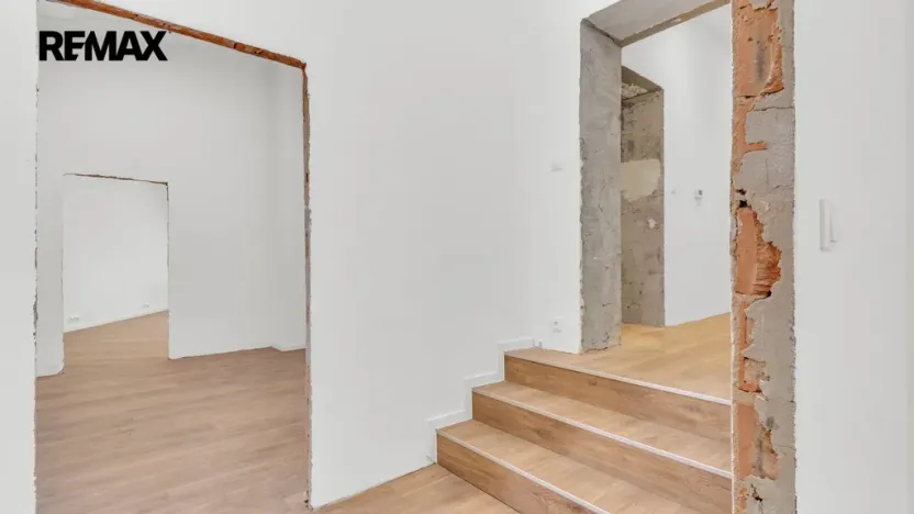 Prodej kanceláře, Třebíč - Stařečka, Sucheniova, 410 m2