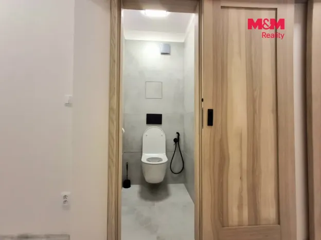 Pronájem bytu 3+1, Strakonice - Strakonice I, Kosmonautů, 68 m2