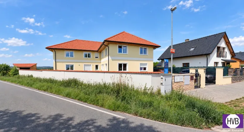 Pronájem bytu 3+1, Zbuzany, V Alejíčkách, 105 m2