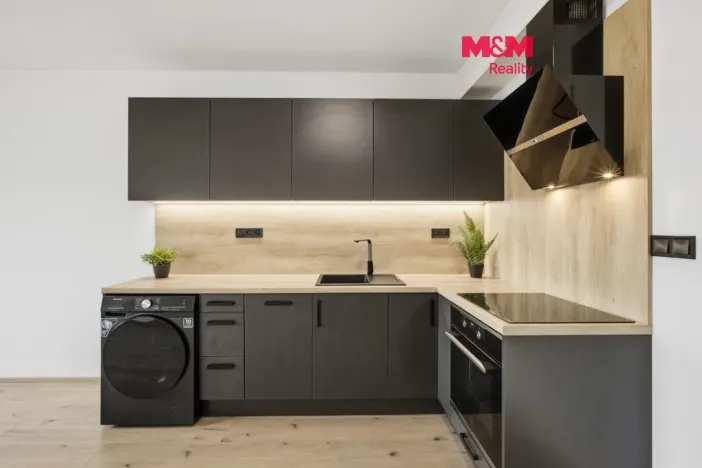 Pronájem bytu 1+kk, Nové Strašecí, Viktora Olivy, 27 m2