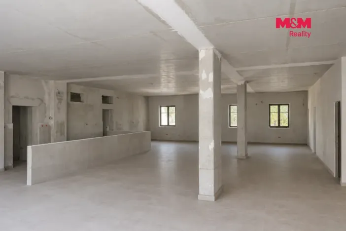 Pronájem restaurace, Domažlice, Kostelní, 244 m2