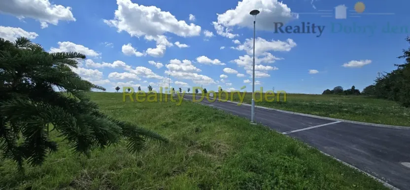Prodej pozemku pro bydlení, Melč, 744 m2