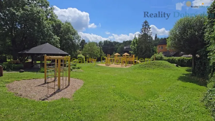 Prodej pozemku pro bydlení, Melč, 744 m2