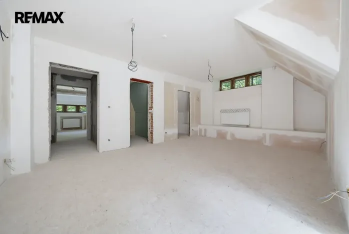 Prodej ubytování, Karlovy Vary, Sovova stezka, 1500 m2