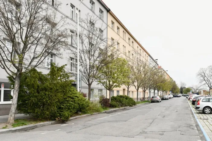 Pronájem bytu 2+kk, Praha - Vysočany, U vysočanského pivovaru, 47 m2