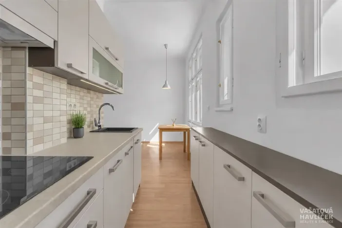 Pronájem bytu 2+kk, Hradec Králové, Škroupova, 45 m2