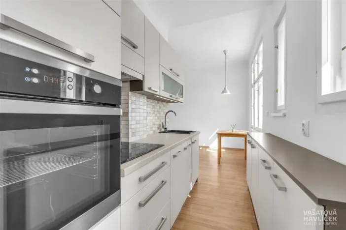 Pronájem bytu 2+kk, Hradec Králové, Škroupova, 45 m2