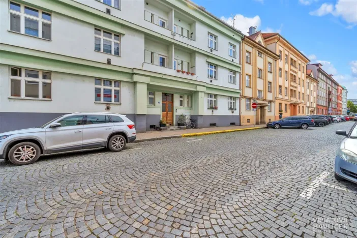 Pronájem bytu 2+kk, Hradec Králové, Škroupova, 49 m2