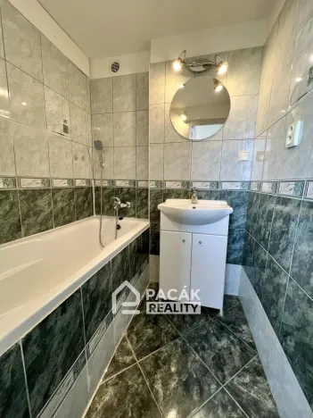 Pronájem bytu 3+1, Olomouc, Nešporova, 60 m2