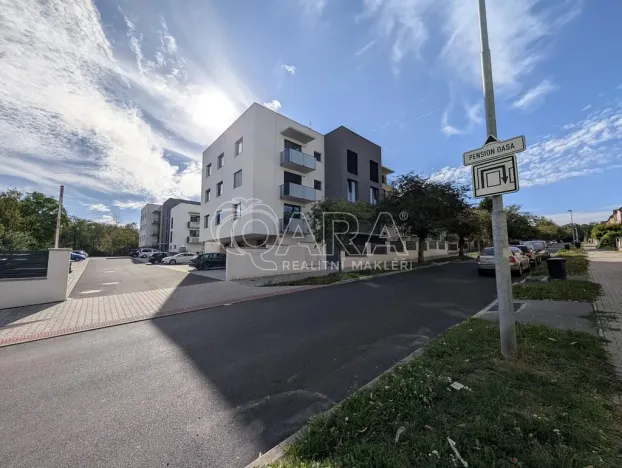 Pronájem bytu 1+kk, Plzeň - Skvrňany, Na Průhonu, 36 m2