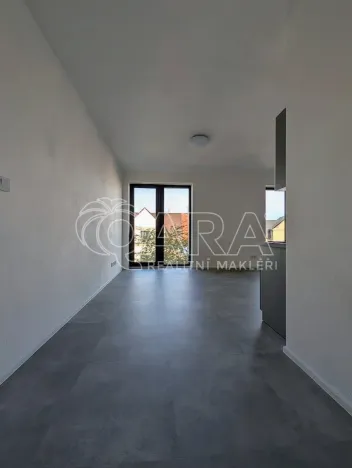 Pronájem bytu 1+kk, Plzeň - Skvrňany, Na Průhonu, 36 m2