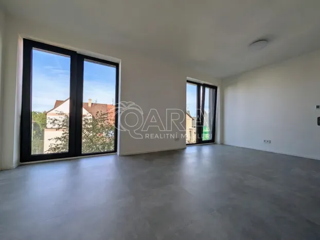 Pronájem bytu 1+kk, Plzeň - Skvrňany, Na Průhonu, 36 m2