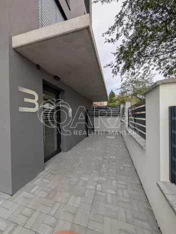 Pronájem bytu 1+kk, Plzeň - Skvrňany, Na Průhonu, 36 m2