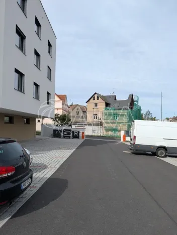 Pronájem bytu 1+kk, Plzeň - Skvrňany, Na Průhonu, 36 m2