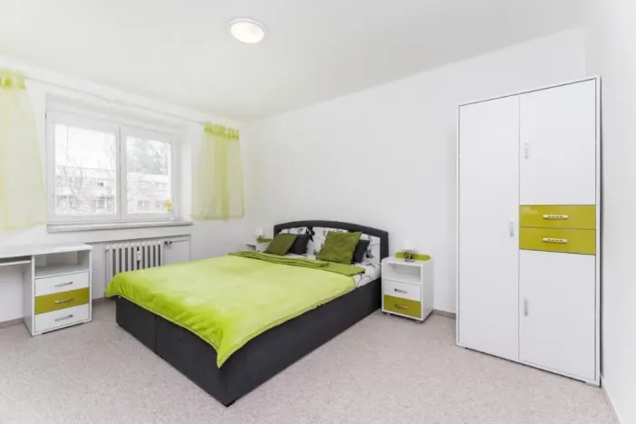 Pronájem bytu 2+1, Hradec Králové, Labská kotlina, 55 m2