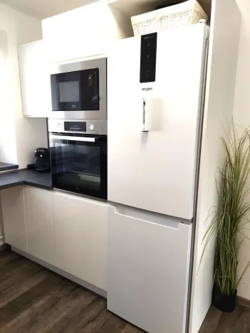 Pronájem bytu 2+1, Hradec Králové, Labská kotlina, 55 m2