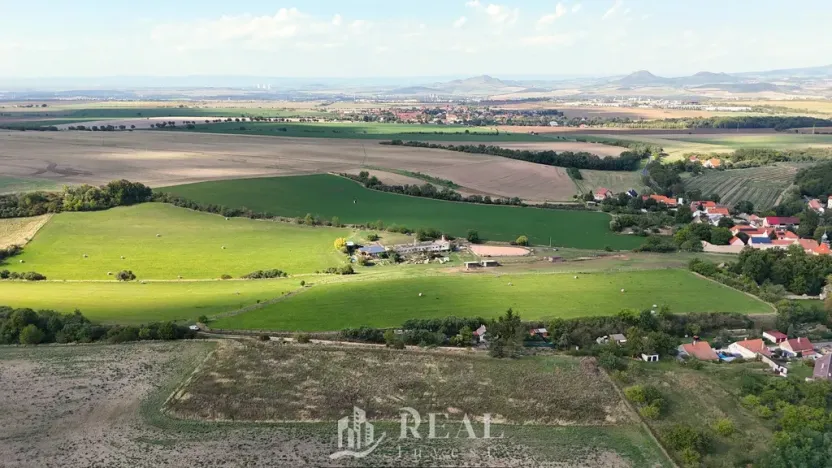 Prodej pozemku pro bydlení, Brloh, 1196 m2