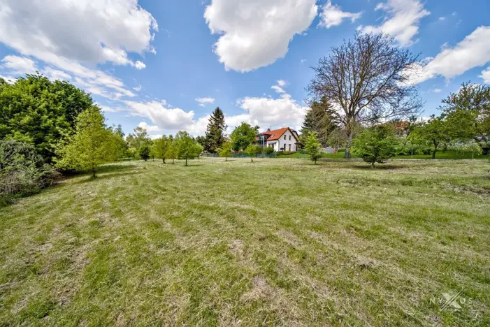 Prodej pozemku pro bydlení, Velké Popovice, 1358 m2