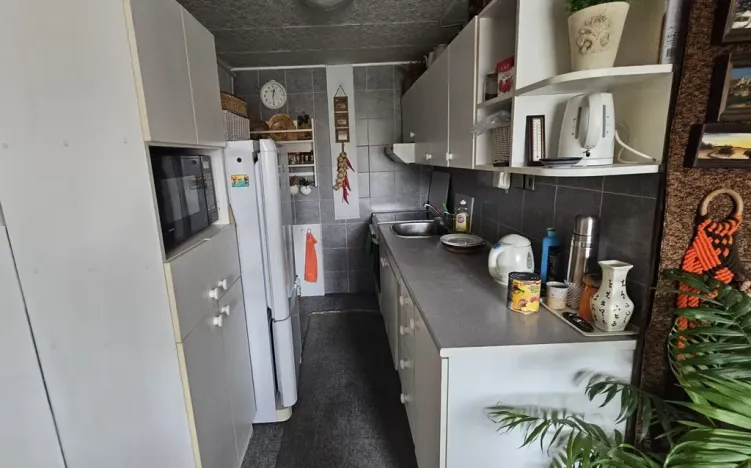 Prodej rodinného domu, Pletený Újezd, Kladenská, 100 m2