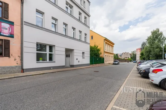 Pronájem bytu 1+1, Jablonec nad Nisou, Nádražní, 28 m2