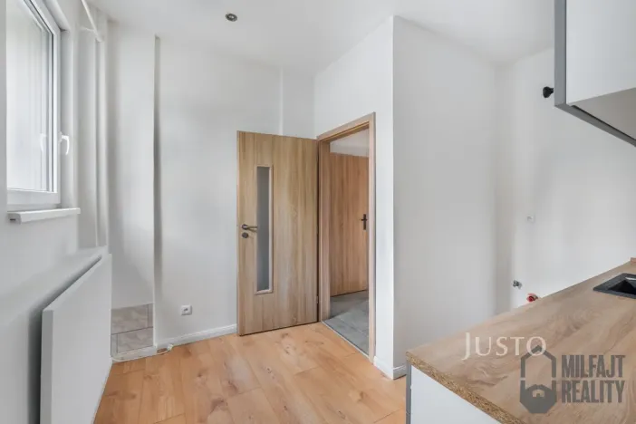 Pronájem bytu 1+1, Jablonec nad Nisou, Nádražní, 28 m2