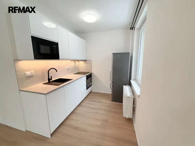 Pronájem bytu 2+kk, Praha - Michle, V zápolí, 40 m2