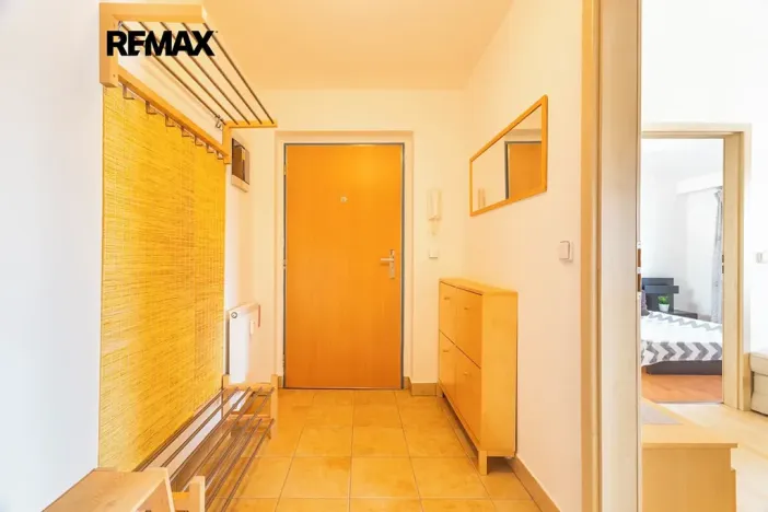 Prodej bytu 2+kk, Dobřichovice, Za Parkem, 42 m2