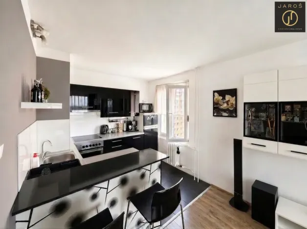 Prodej bytu 2+kk, Kladno, Hřebečská, 42 m2