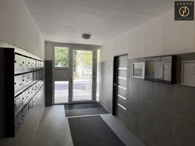 Prodej bytu 2+kk, Kladno, Hřebečská, 42 m2