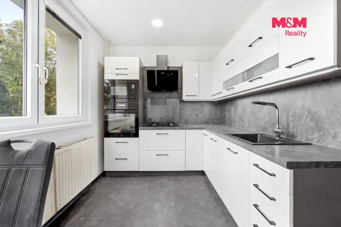 Prodej bytu 3+1, Jablonec nad Nisou - Mšeno nad Nisou, Mechová, 72 m2