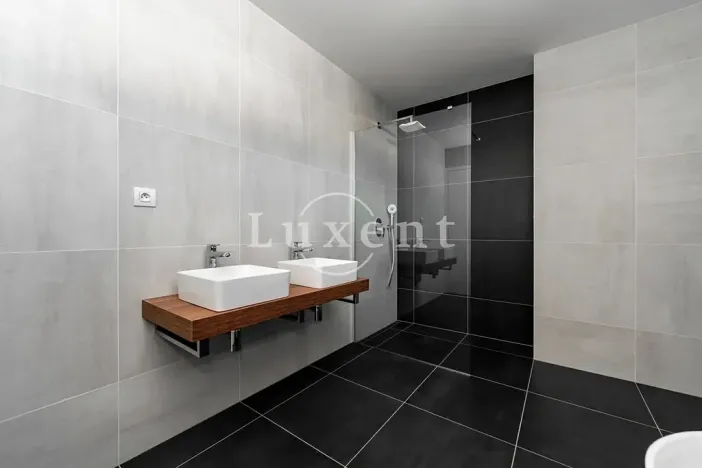 Prodej rodinného domu, Velké Popovice, Malostranská, 350 m2