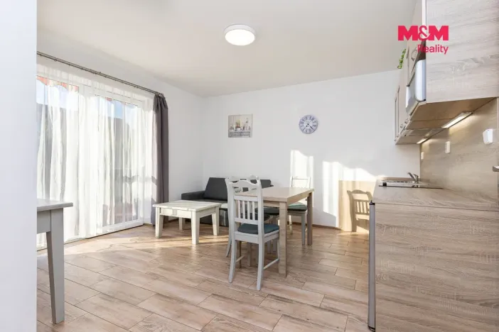 Prodej činžovního domu, Dříteč, 244 m2