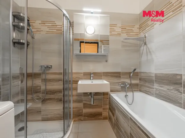 Prodej bytu 4+kk, Malý Újezd - Vavřineč, 73 m2