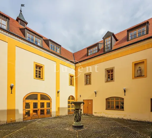 Prodej ubytování, Třebotov, U Tvrze, 2500 m2