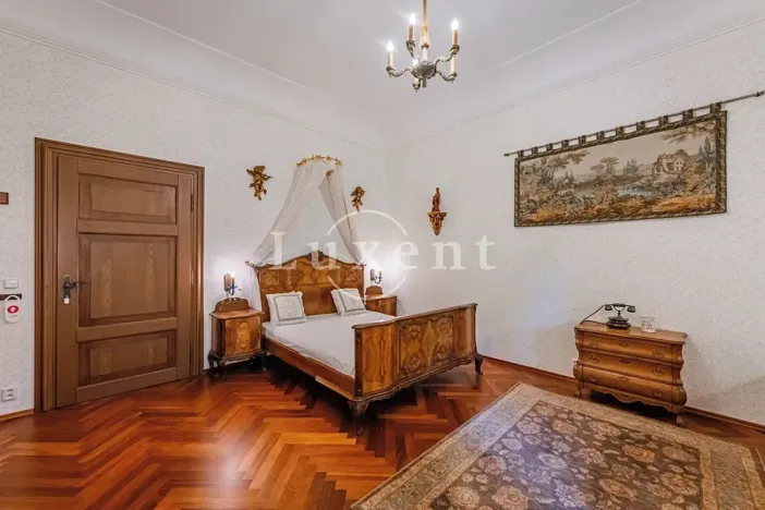 Prodej ubytování, Třebotov, U Tvrze, 2500 m2