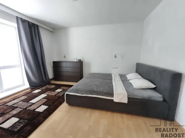 Pronájem bytu 2+1, Holešov, Třešňové sady, 56 m2