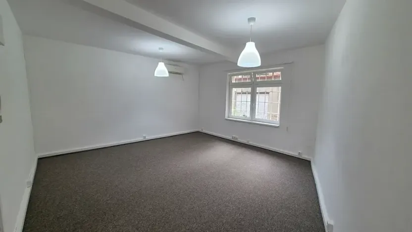 Pronájem bytu 1+1, Praha - Vinohrady, Vinohradská, 49 m2