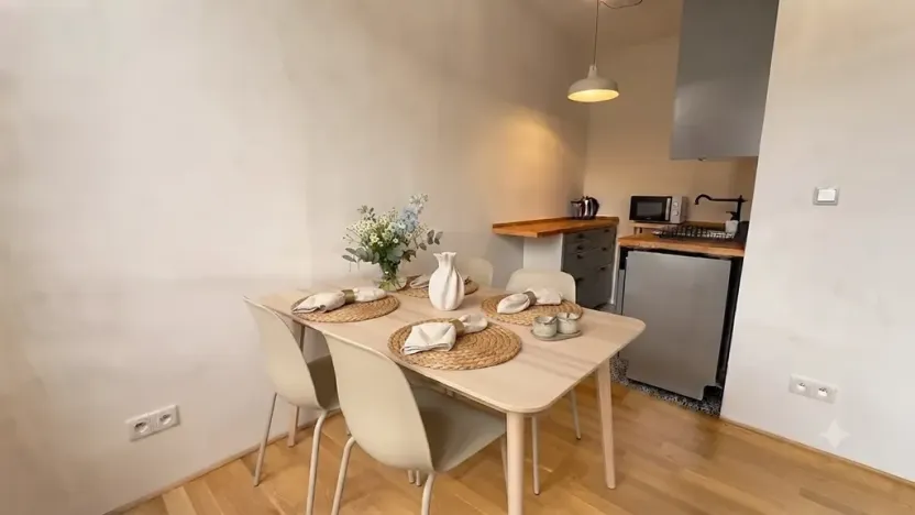 Pronájem bytu 2+kk, Praha - Vinohrady, Perucká, 40 m2
