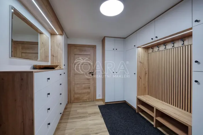 Prodej rodinného domu, Libějovice - Nestanice, 350 m2