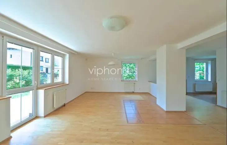 Pronájem vily, Praha - Řeporyje, Žilovská, 500 m2