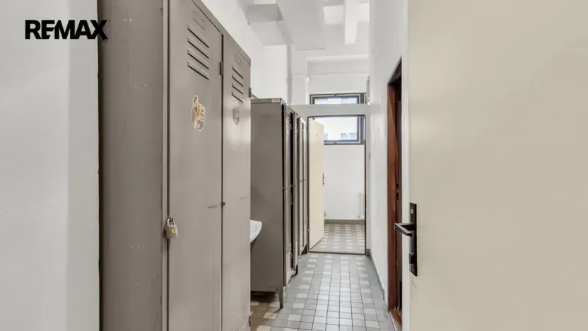 Prodej obchodního prostoru, Třebíč - Vnitřní Město, Komenského nám., 1008 m2