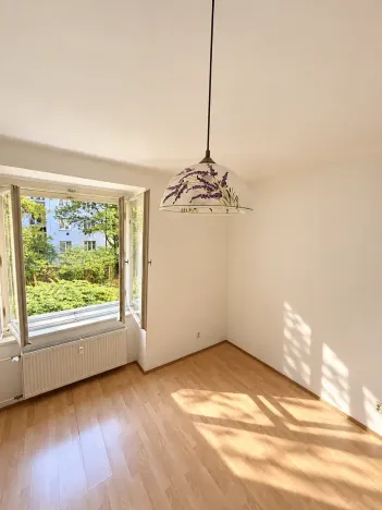 Pronájem bytu 1+kk, Praha - Vršovice, K louži, 32 m2