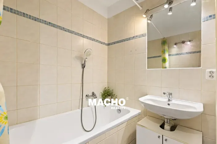 Pronájem bytu 2+1, Praha - Braník, Údolní, 65 m2