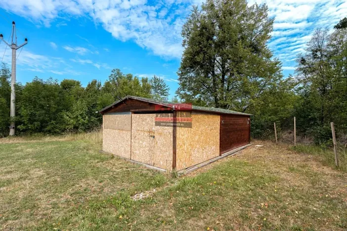 Prodej pozemku pro bydlení, Sedlice, 4153 m2
