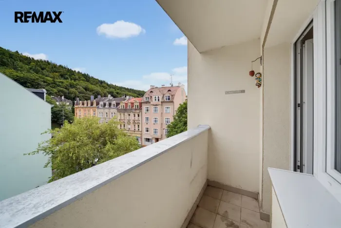 Prodej bytu 3+1, Karlovy Vary, Krymská, 71 m2